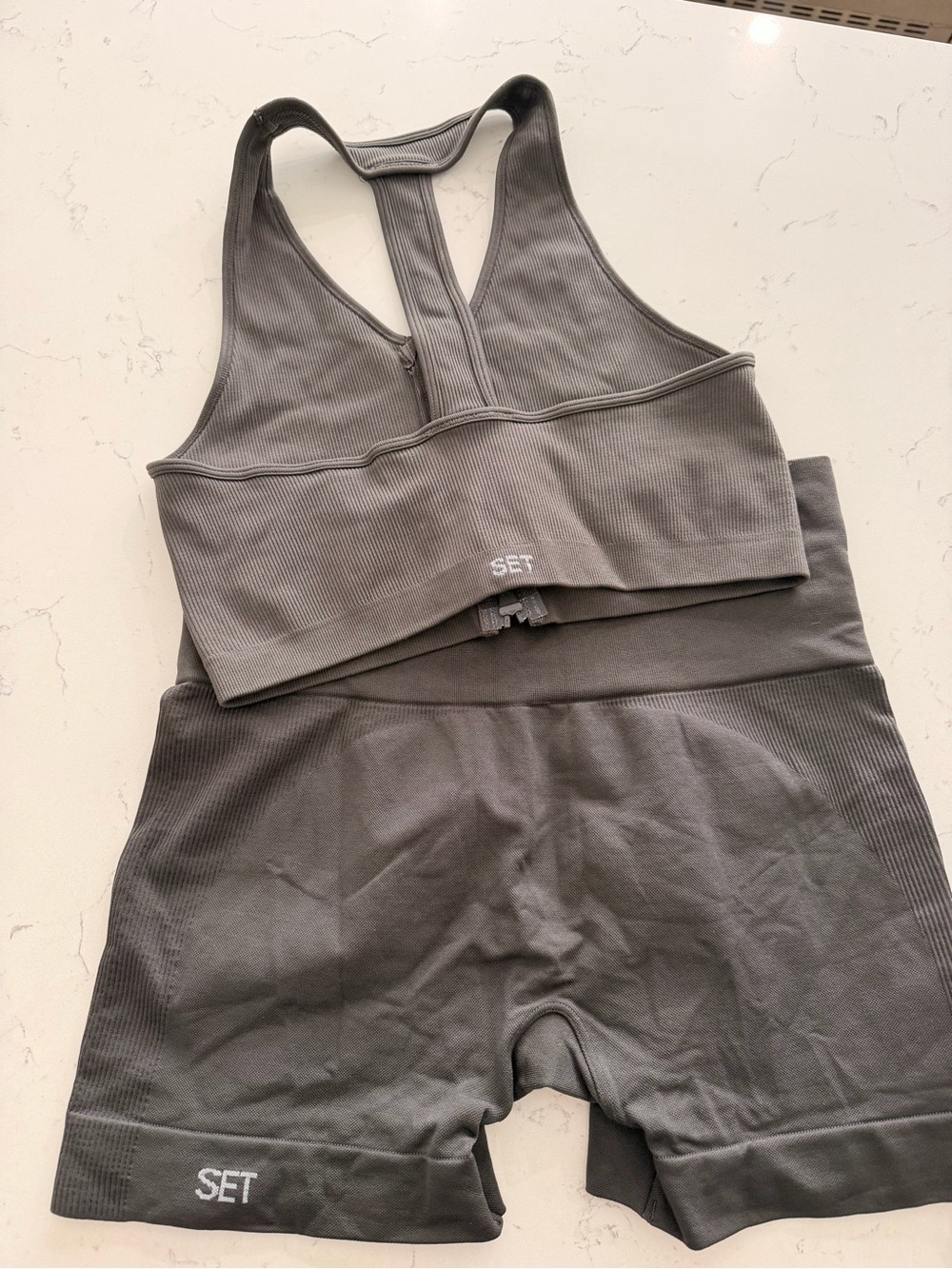 SET ACTIVE set (both pieces)